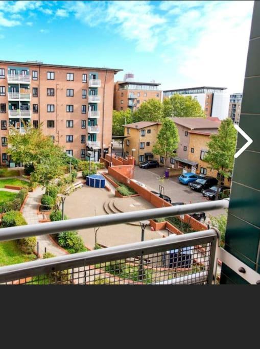 Bright, Nice Interior, Close To The City, 2 Bedroom Apartment Londyn Zewnętrze zdjęcie